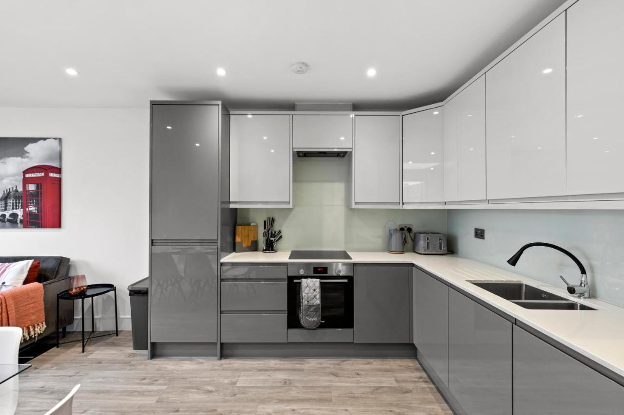 The Hyde Star London Vivian Avenue 2-Bed Retreat With Garden 아파트 외부 사진
